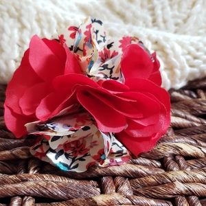 Pretty Flower Pattern/Red Hairclip/Pin